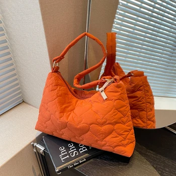 Новая популярная женская сумка через плечо, вышитая нитками Love, Большая вместительная сумка для отдыха, для пригородных поездок, квадратная сумка подмышками