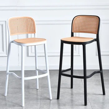 Пластиковые обеденные стулья на открытом воздухе Современные дизайнерские скандинавские Эргономичные стулья для столовой с акцентом На вспомогательную эргономичную мебель Stuhl GG